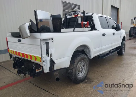 2021 Ford F-250 Xl z USA, uszkodzony, nr VIN 1FT7W2B66MED53975